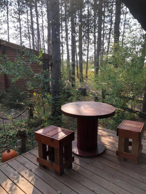Fancy Fireflies Cabin Хейвард Экстерьер фото