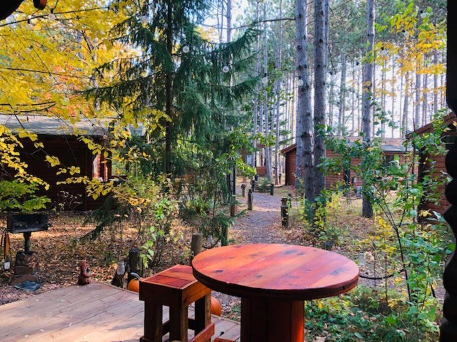Fancy Fireflies Cabin Хейвард Экстерьер фото